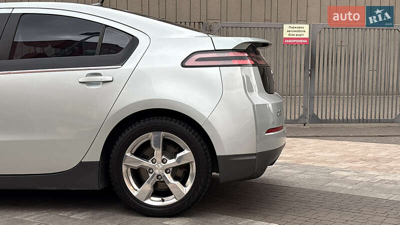 Chevrolet Volt 2012