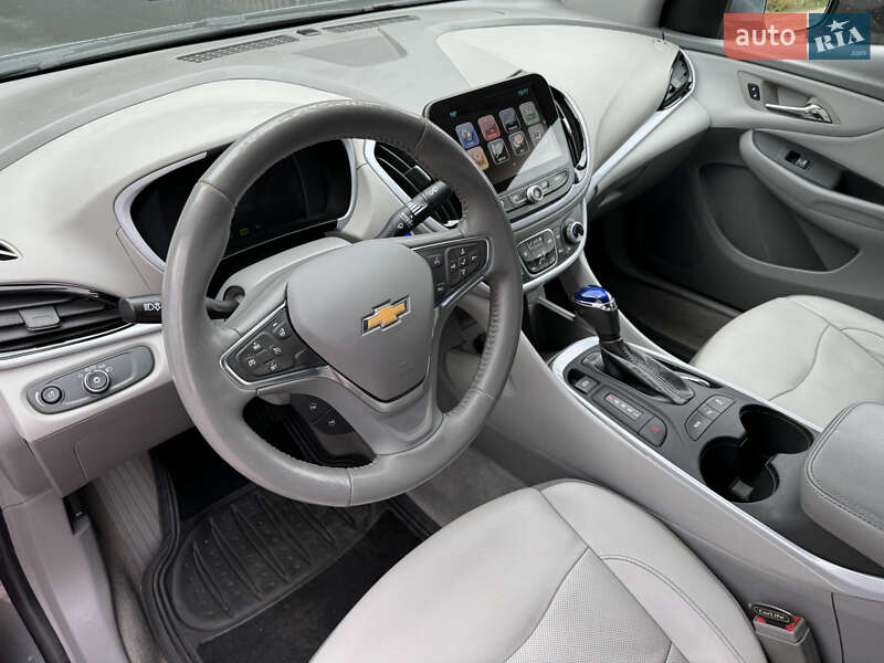 Хэтчбек Chevrolet Volt 2018 в Кременце
