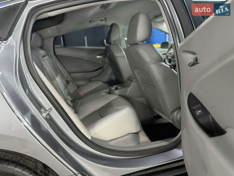 Хэтчбек Chevrolet Volt 2018 в Кременце