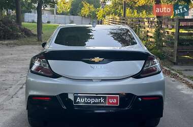 Хэтчбек Chevrolet Volt 2016 в 