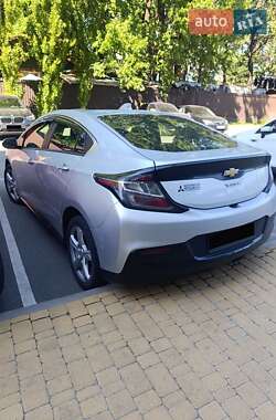 Хэтчбек Chevrolet Volt 2017 в 