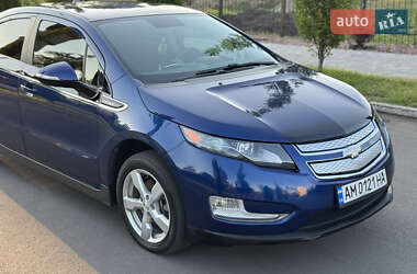 Хэтчбек Chevrolet Volt 2012 в 
