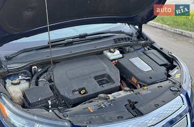 Хэтчбек Chevrolet Volt 2012 в 