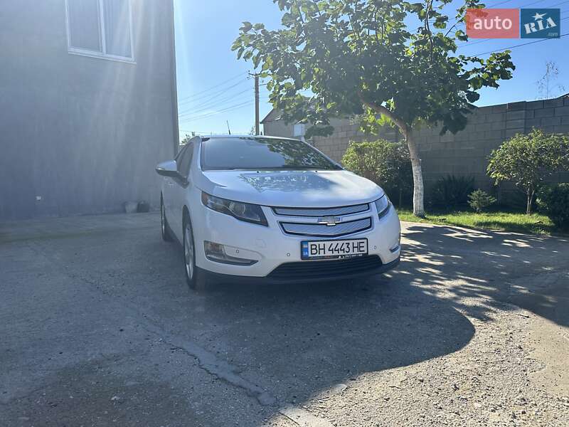 Хэтчбек Chevrolet Volt 2013 в Одессе фото 2 Хэтчбек Chevrolet Volt 2013 в Одессе