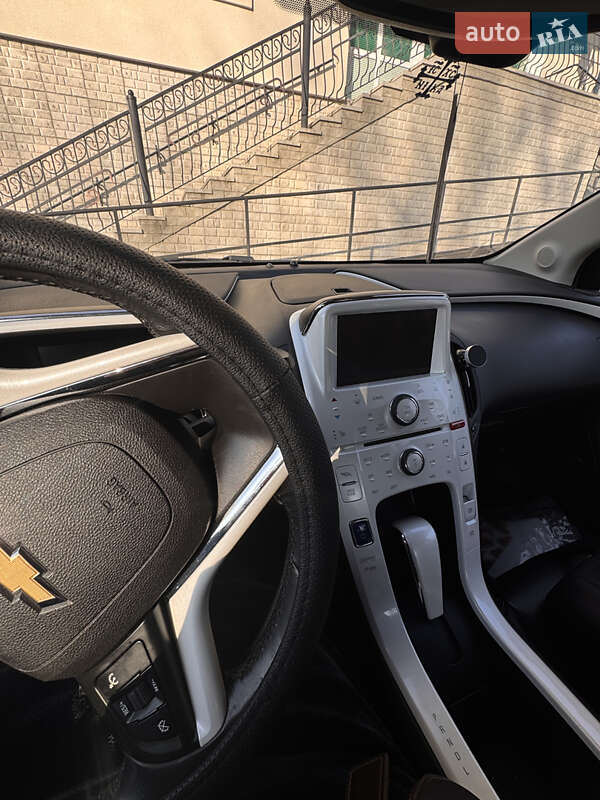 Хетчбек Chevrolet Volt 2012 в Чернівцях фото 7 Хетчбек Chevrolet Volt 2012 в Чернівцях