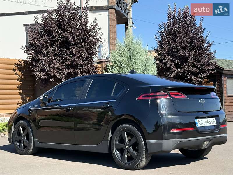 Хэтчбек Chevrolet Volt 2012 в Борисполе