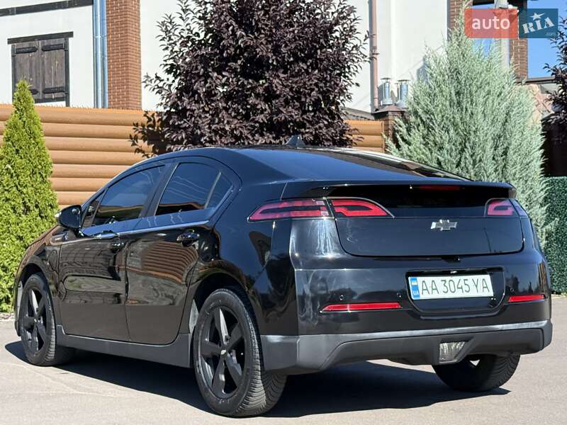 Хэтчбек Chevrolet Volt 2012 в Борисполе