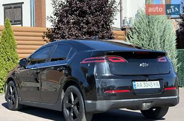 Хэтчбек Chevrolet Volt 2012 в 