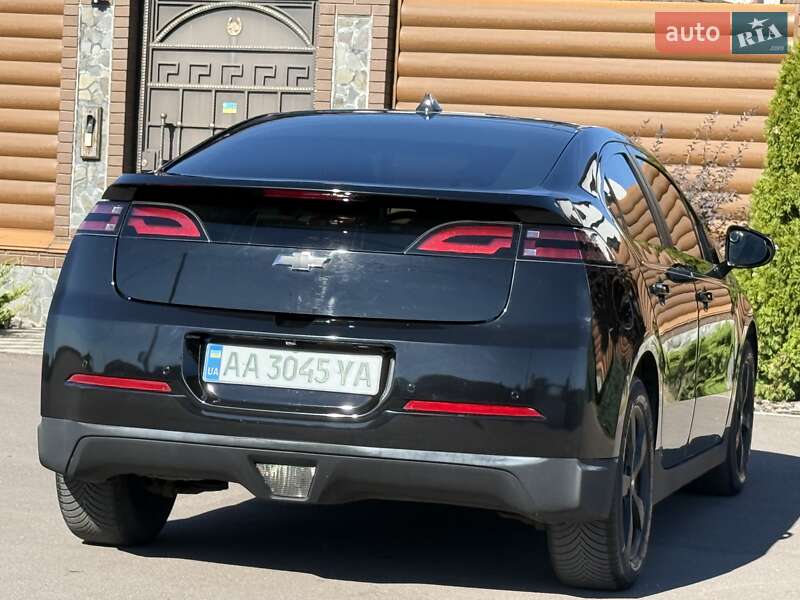 Хэтчбек Chevrolet Volt 2012 в Борисполе