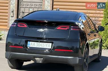 Хэтчбек Chevrolet Volt 2012 в 