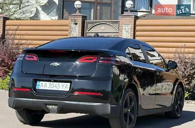 Хэтчбек Chevrolet Volt 2012 в 