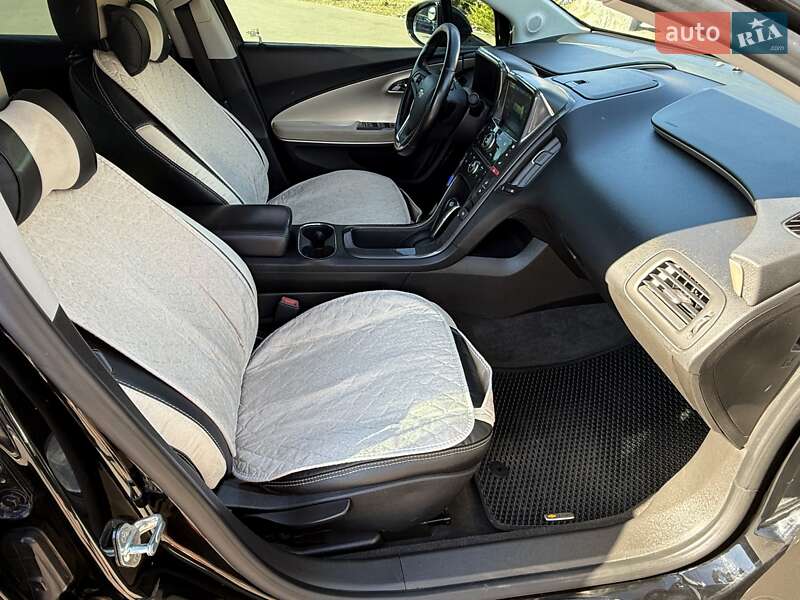 Хэтчбек Chevrolet Volt 2012 в Борисполе