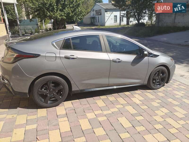 Хэтчбек Chevrolet Volt 2018 в Запорожье