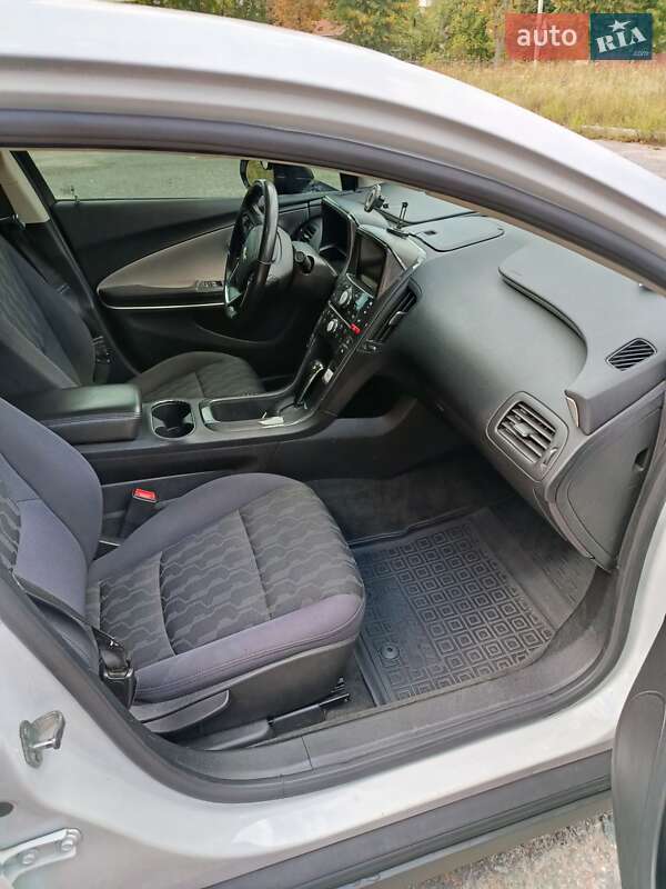 Хэтчбек Chevrolet Volt 2014 в Киеве фото 12 Хэтчбек Chevrolet Volt 2014 в Киеве