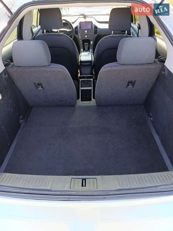 Хэтчбек Chevrolet Volt 2014 в Киеве фото 24 Хэтчбек Chevrolet Volt 2014 в Киеве