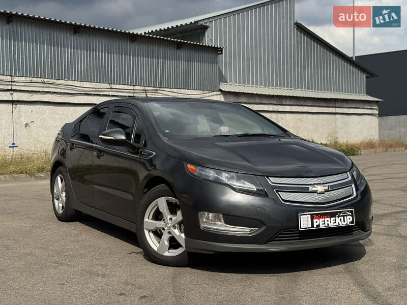 Хэтчбек Chevrolet Volt 2014 в Киеве