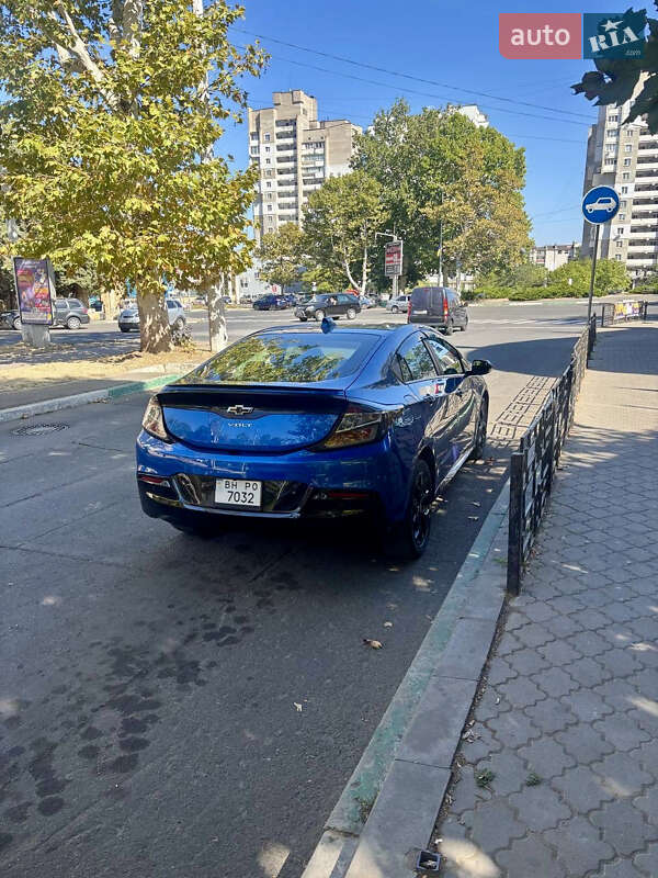 Хэтчбек Chevrolet Volt 2015 в Одессе