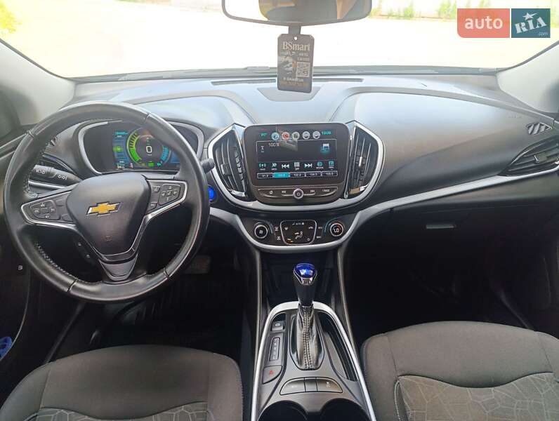 Хэтчбек Chevrolet Volt 2016 в Первомайске фото 3 Хэтчбек Chevrolet Volt 2016 в Первомайске