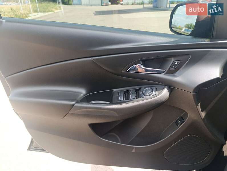 Хэтчбек Chevrolet Volt 2016 в Первомайске фото 17 Хэтчбек Chevrolet Volt 2016 в Первомайске