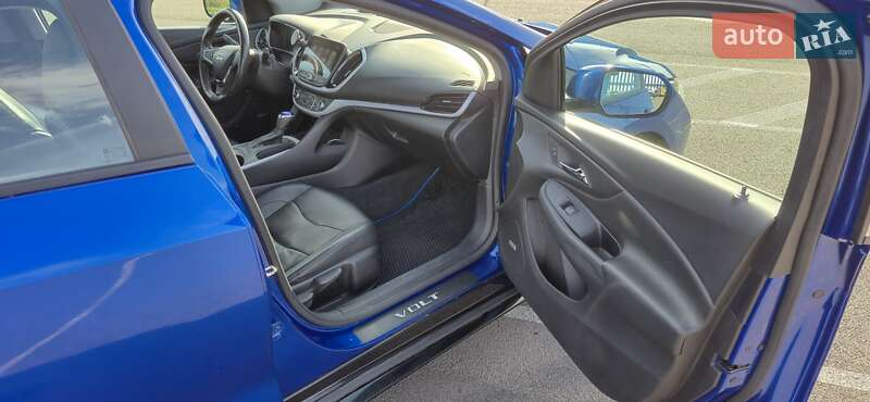 Хэтчбек Chevrolet Volt 2017 в Ровно