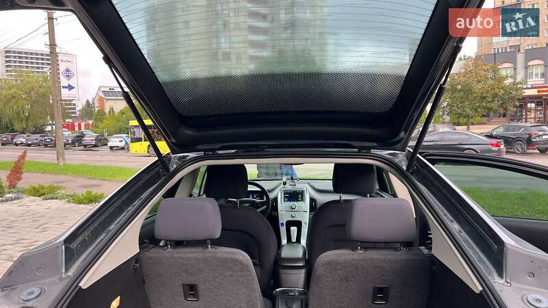 Хэтчбек Chevrolet Volt 2012 в Львове