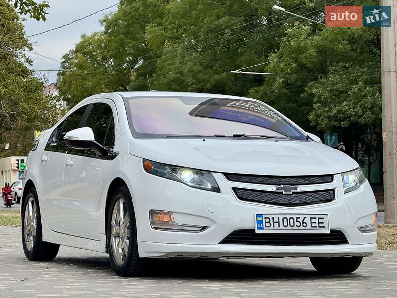 Хэтчбек Chevrolet Volt 2015 в Одессе