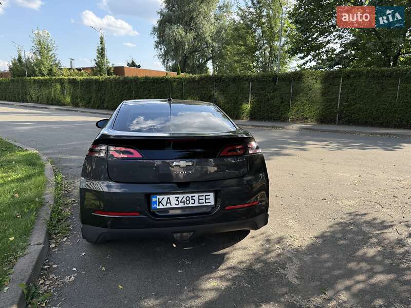 Хэтчбек Chevrolet Volt 2014 в Киеве фото 3 Хэтчбек Chevrolet Volt 2014 в Киеве