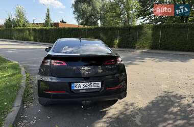Хэтчбек Chevrolet Volt 2014 в 