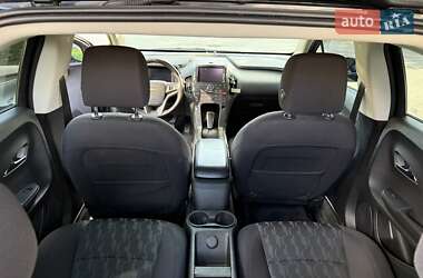 Хэтчбек Chevrolet Volt 2014 в 