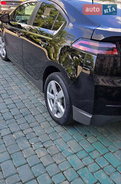 Хэтчбек Chevrolet Volt 2013 в 