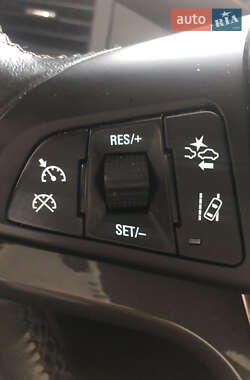Хэтчбек Chevrolet Volt 2013 в 