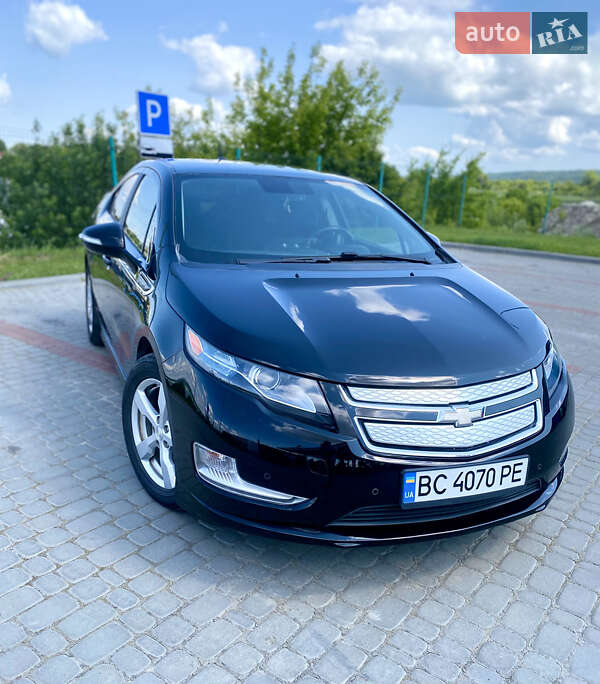 Хэтчбек Chevrolet Volt 2011 в Золочеве