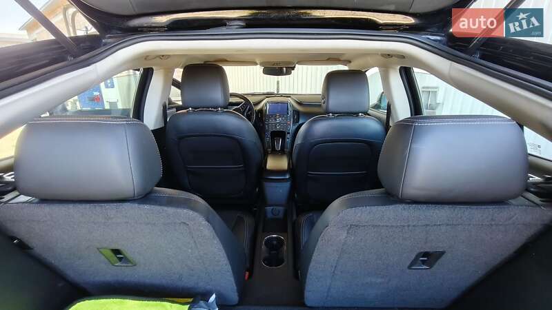 Хэтчбек Chevrolet Volt 2011 в Славуте