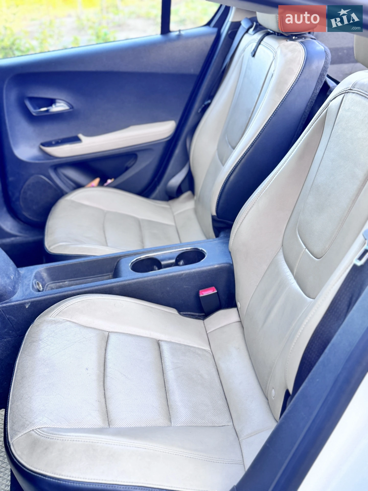 2011 Chevrolet Volt - мініатюра 11