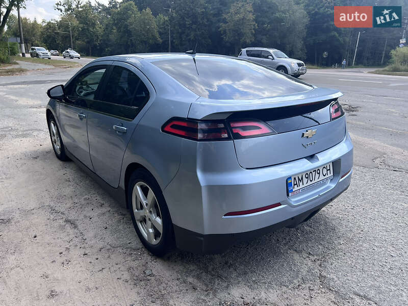 Хэтчбек Chevrolet Volt 2013 в Житомире фото 2 Хэтчбек Chevrolet Volt 2013 в Житомире