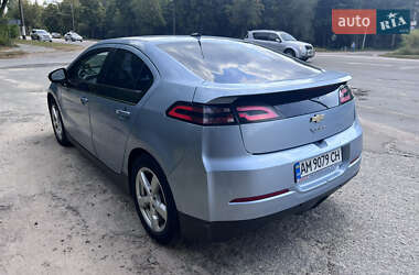Хэтчбек Chevrolet Volt 2013 в 