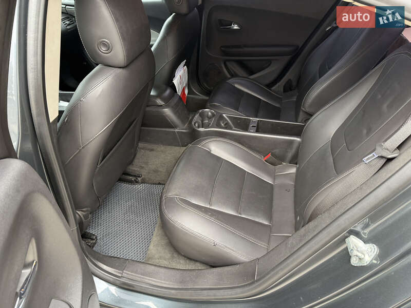 Хэтчбек Chevrolet Volt 2012 в Сумах