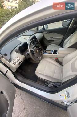 Хэтчбек Chevrolet Volt 2013 в 