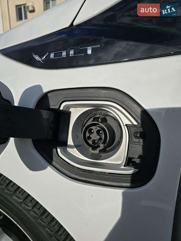 Хэтчбек Chevrolet Volt 2018 в Ирпене фото 6 Хэтчбек Chevrolet Volt 2018 в Ирпене