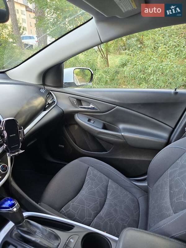 Хэтчбек Chevrolet Volt 2018 в Ирпене фото 15 Хэтчбек Chevrolet Volt 2018 в Ирпене