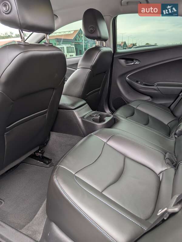 Хэтчбек Chevrolet Volt 2017 в Ирпене