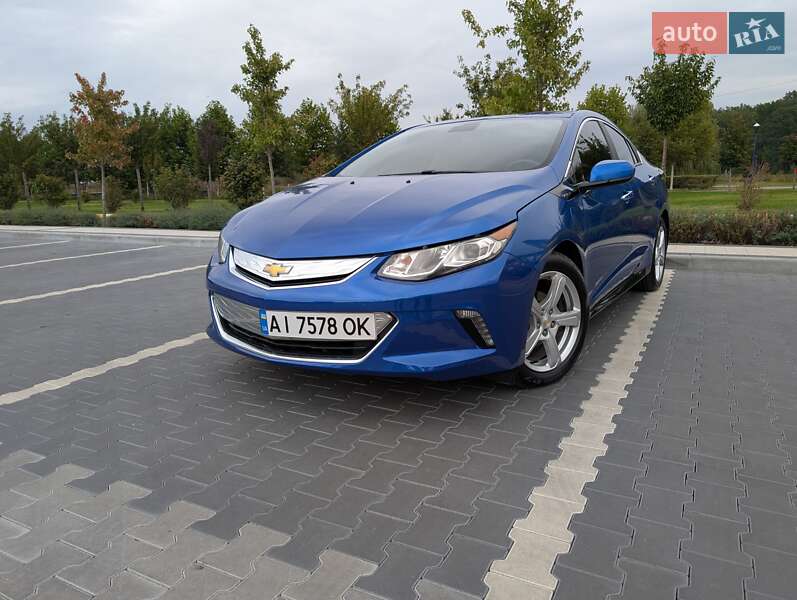 Хэтчбек Chevrolet Volt 2017 в 