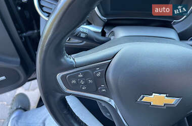 Хэтчбек Chevrolet Volt 2017 в 