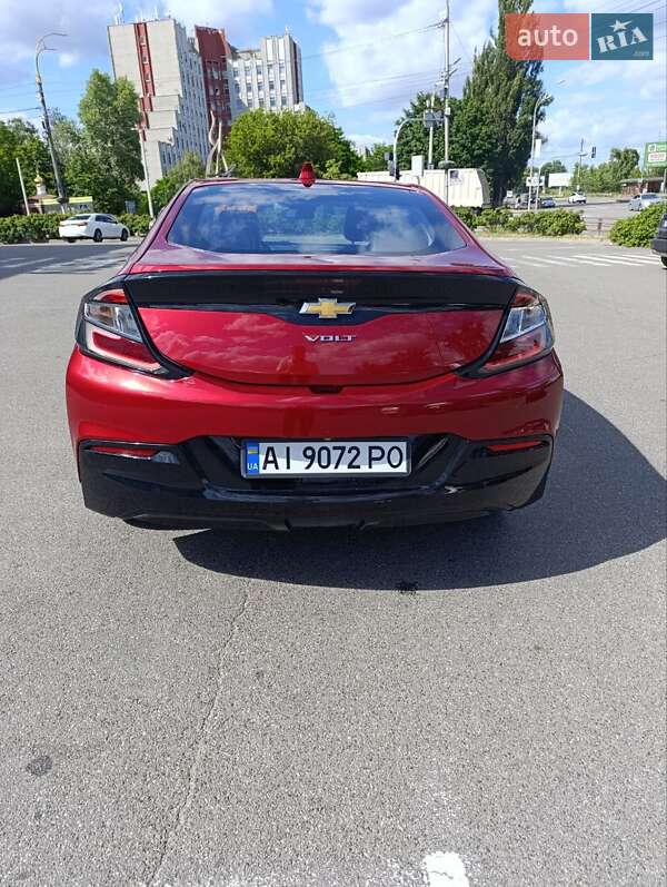 Хэтчбек Chevrolet Volt 2018 в Киеве
