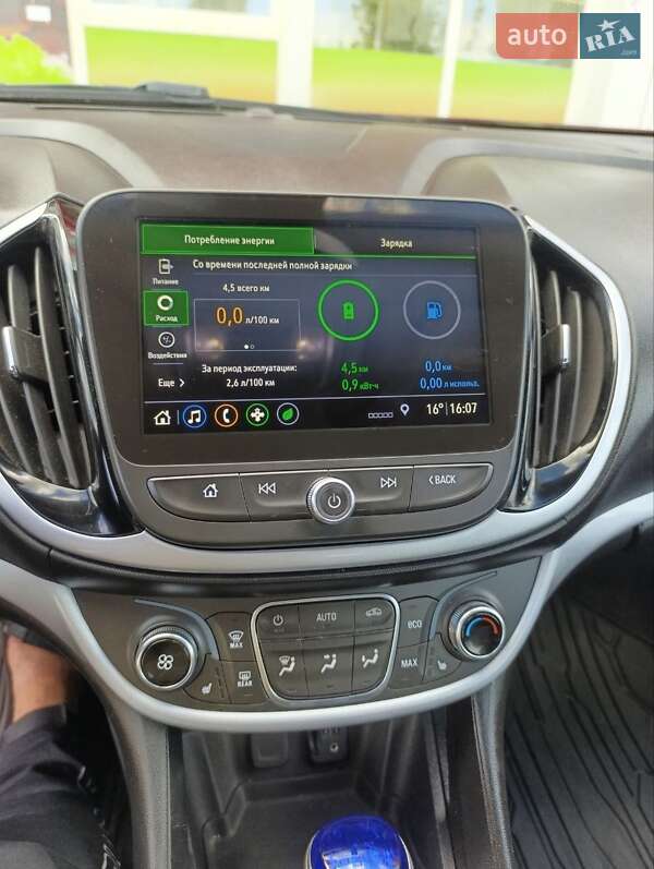 Хэтчбек Chevrolet Volt 2018 в Киеве