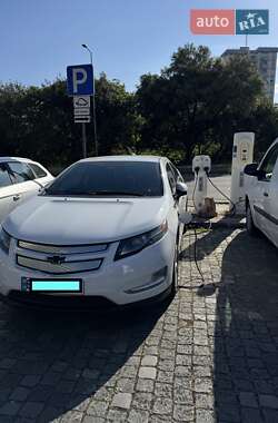Хэтчбек Chevrolet Volt 2014 в 