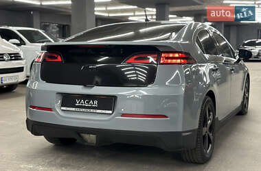Хэтчбек Chevrolet Volt 2011 в 