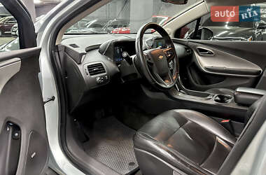 Хэтчбек Chevrolet Volt 2011 в 