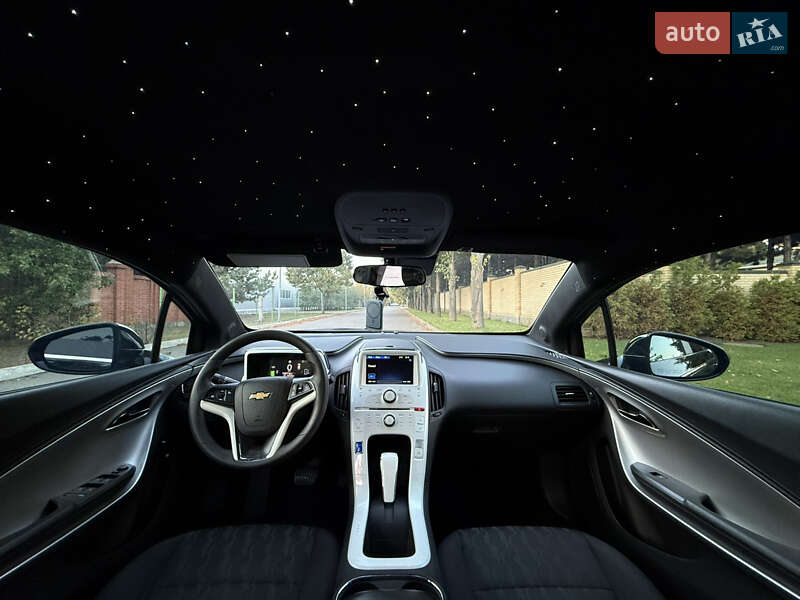 Хэтчбек Chevrolet Volt 2013 в Днепре
