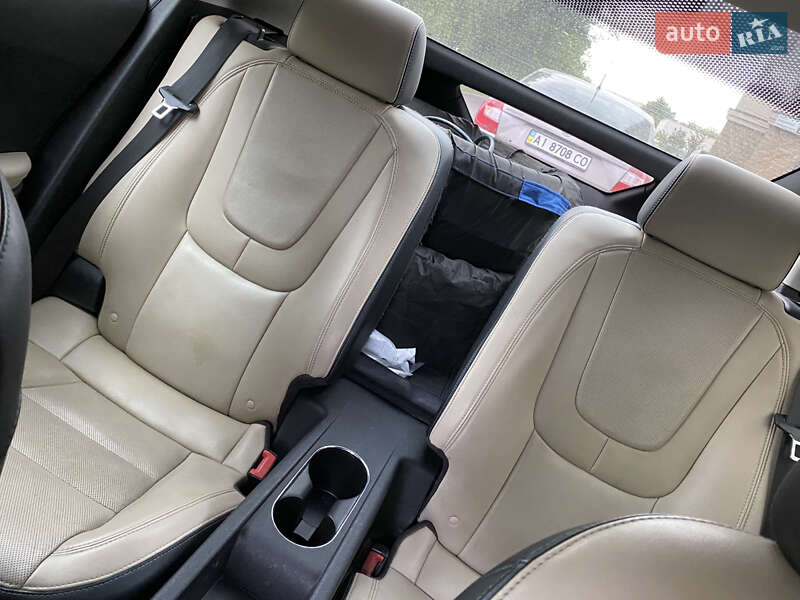 Хэтчбек Chevrolet Volt 2012 в Киеве